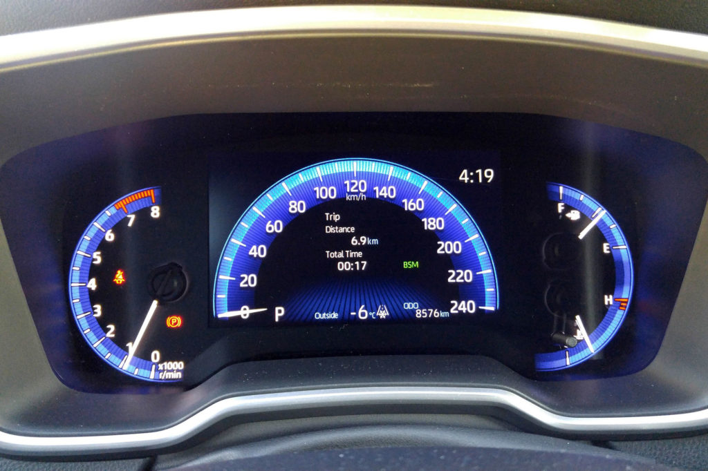 2019 Toyota Corolla hatchback: the speedometer