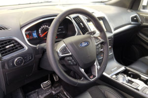 2019 Ford Edge ST steering wheel