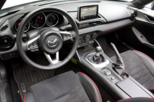 2019 Mazda MX 5 RF front seats