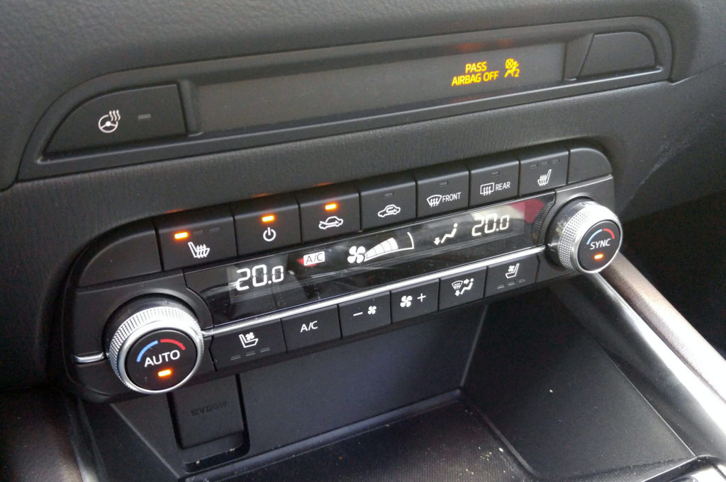 2019 Mazda CX-5 control panel